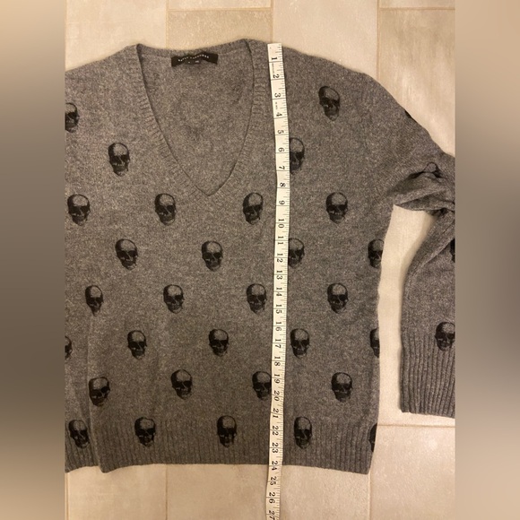 Skull Cashmere Gray Skull Jolie Sweater Size Small - Picture 6 of 6